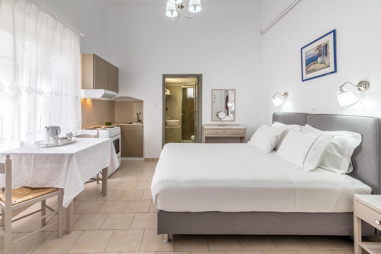 Milos Apartments アダマス エクステリア 写真