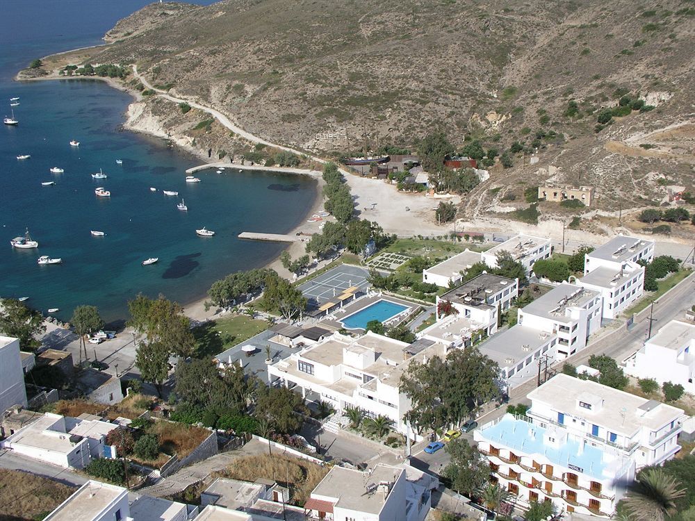 Milos Apartments アダマス エクステリア 写真